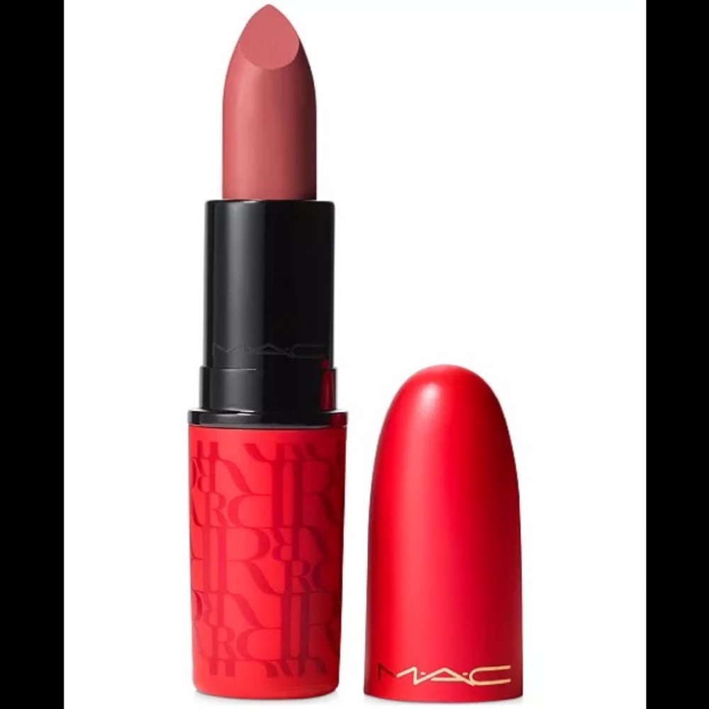 Mac x Rosalía lipstick